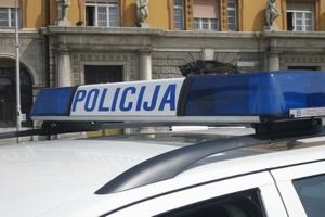 Slika /A Nove Fotke/policija12.JPG